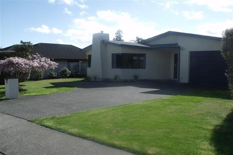 Photo of property in 6 Saint Hill Lane, Havelock North, 4130