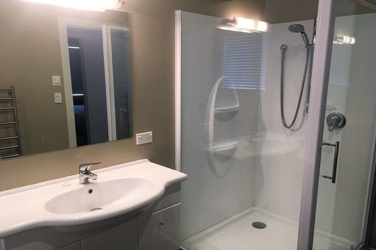 Photo of property in 16b Parkhill Avenue, Wanaka, 9305