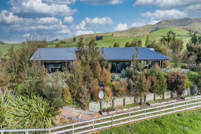 Photo of property in 219 Wyndale Road, Springfield, Sheffield, 7580