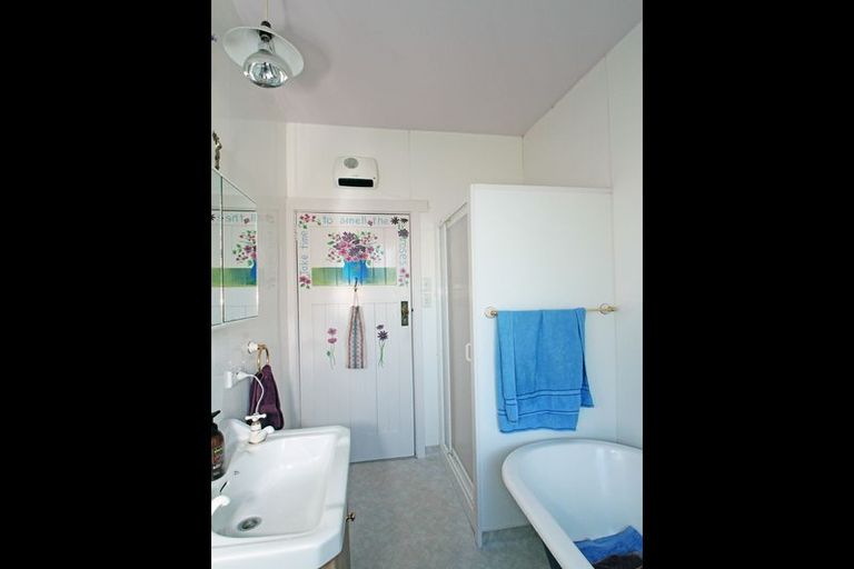 Photo of property in 33 Avon Street, South Hill, Oamaru, 9400