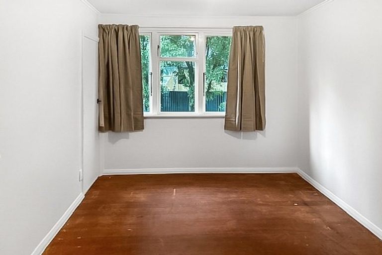 Photo of property in 15 Redfern Street, Dannevirke, 4930
