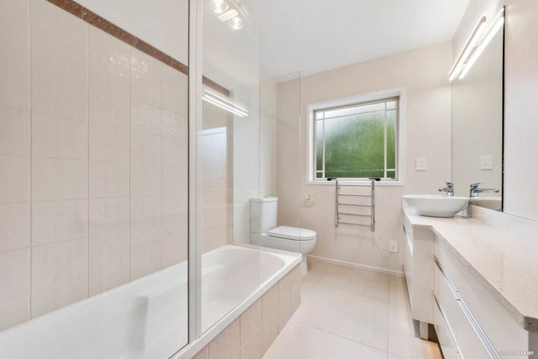 Photo of property in 145c Hobsonville Road, West Harbour, Auckland, 0618