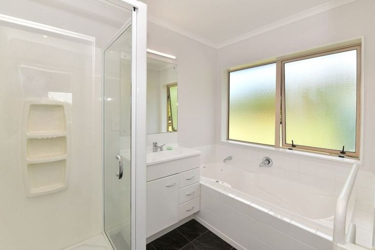 Photo of property in 7 Omana Avenue, Shelly Beach, Helensville, 0874