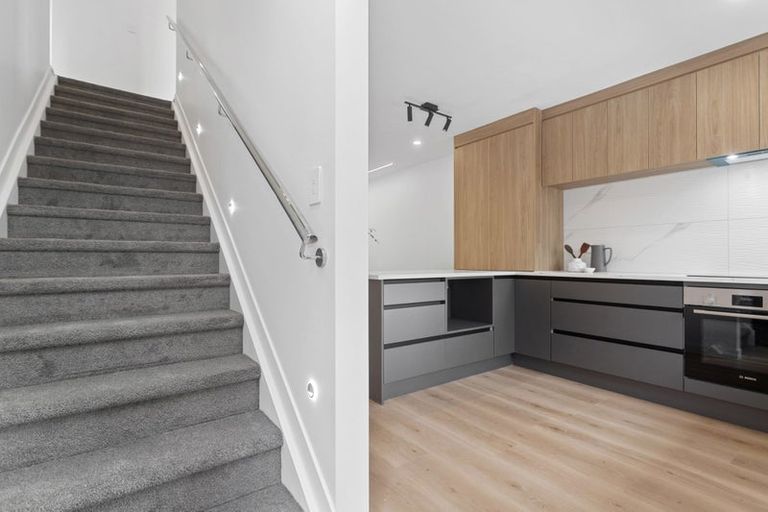 Photo of property in 7c Mildmay Road, Henderson, Auckland, 0610