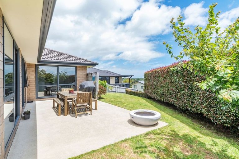Photo of property in 26 Tokerau Crescent, Pukekohe, 2120