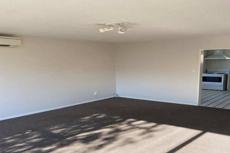 Photo of property in 1/49 Stillwater Avenue, Burwood, Christchurch, 8083