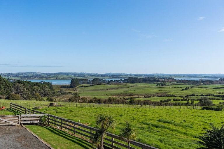Photo of property in 159 Glenbrook Beach Road, Glenbrook, Waiuku, 2681