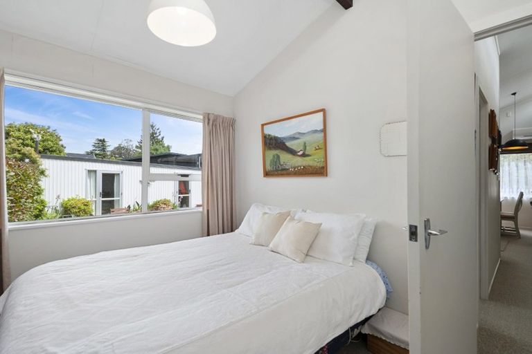 Photo of property in 9 Candu Lane, Kinloch, Taupo, 3377