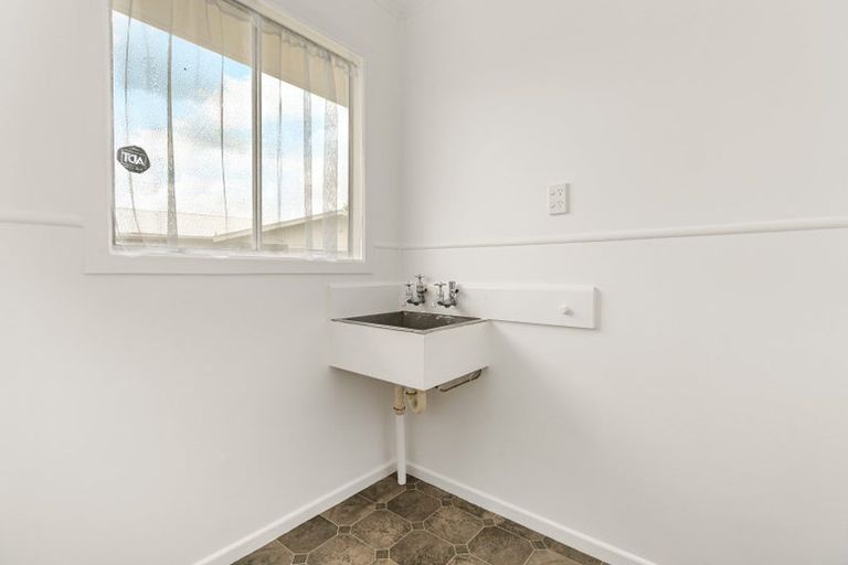 Photo of property in 30 Joanna Place, Deanwell, Hamilton, 3206