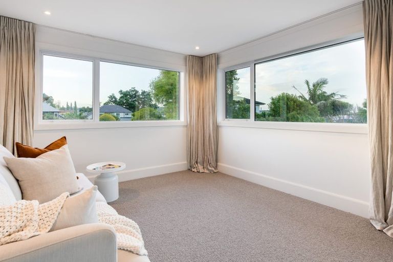 Photo of property in 1/30 Ocean View Road, Milford, Auckland, 0620
