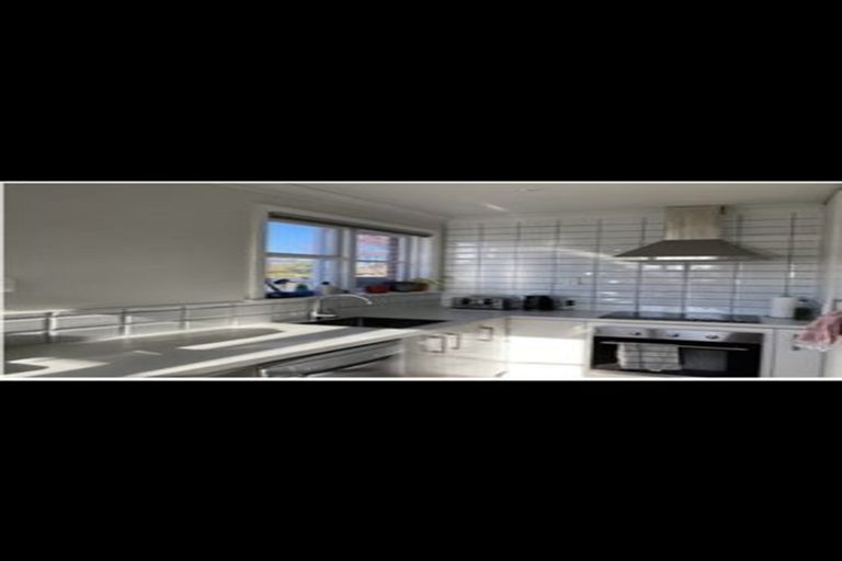 Photo of property in 165 Grahams Road, Burnside, Christchurch, 8053