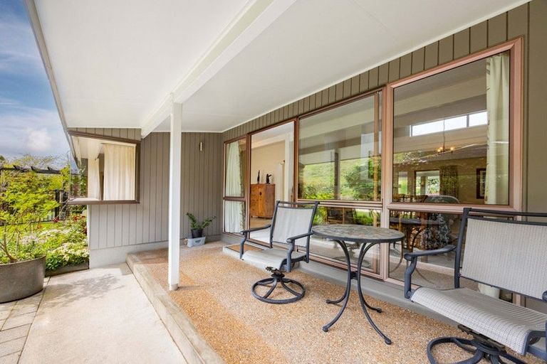 Photo of property in 72 Puketapu Road, Taradale, Napier, 4112