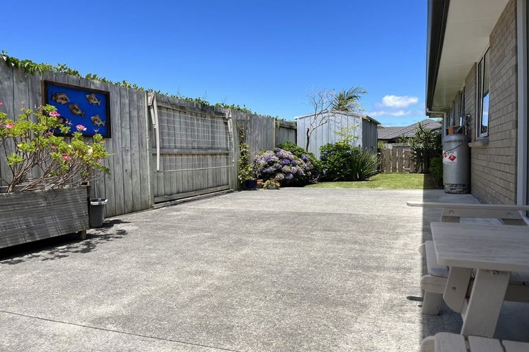 Photo of property in 36 Plover Street, One Tree Point, 0118
