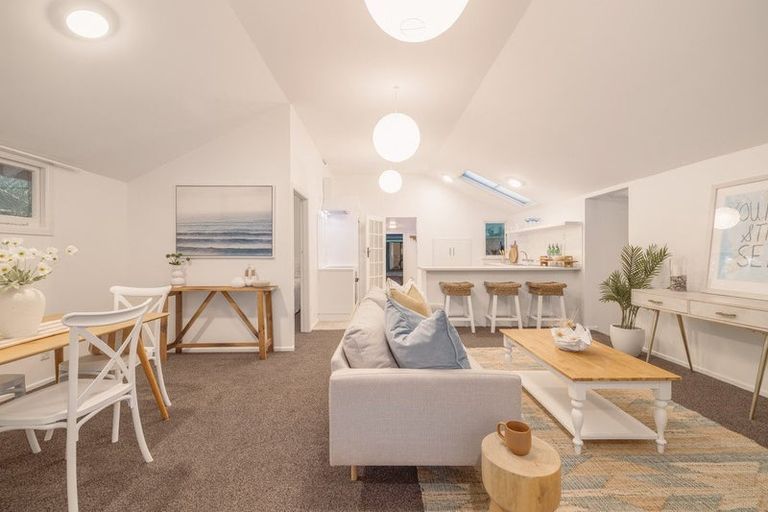 Photo of property in 5 Bridge Street, Waikuku Beach, 7473