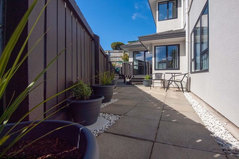 Photo of property in 74 Abilene Crescent, Churton Park, Wellington, 6037