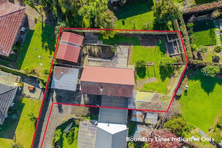 Photo of property in 2/25 Ballater Place, Highland Park, Auckland, 2010