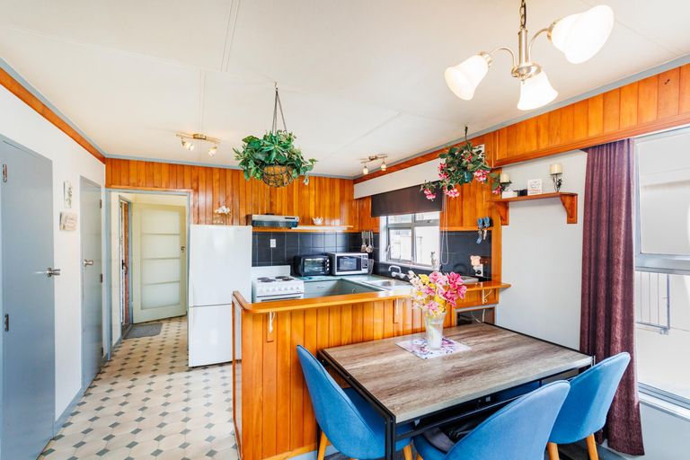 Photo of property in 164 Grey Street, Palmerston North, 4410