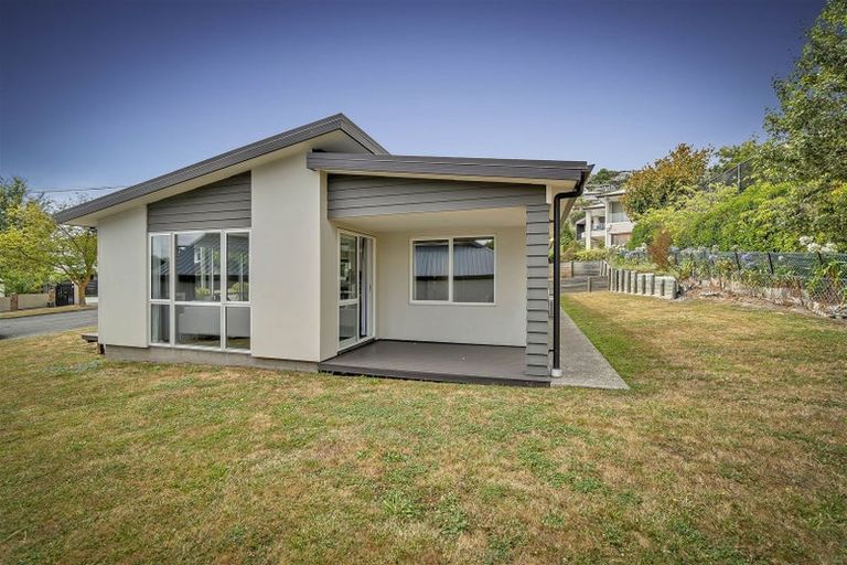 Photo of property in 4 Whaka Terrace, Huntsbury, Christchurch, 8022