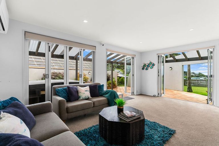 Photo of property in 43 Cullen Street, Mangawhai Heads, Mangawhai, 0505