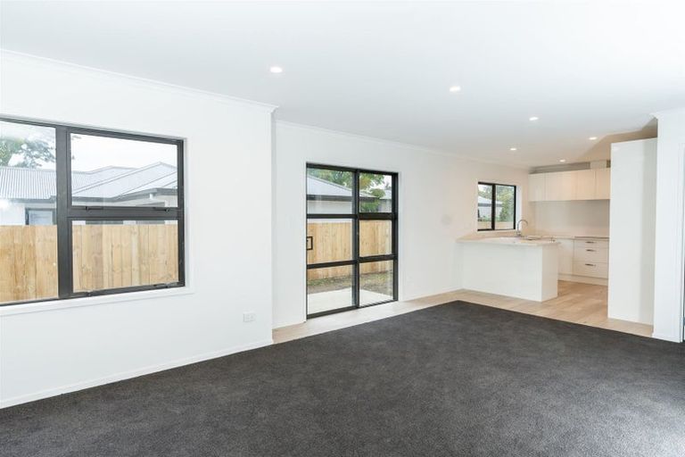 Photo of property in 2/39 Kowhai Street, Hamilton Lake, Hamilton, 3204