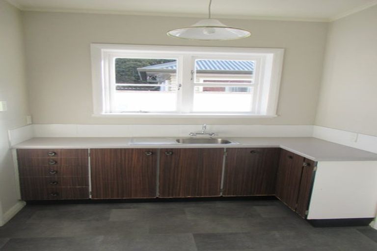Photo of property in 2 Saint James Avenue, Boulcott, Lower Hutt, 5011