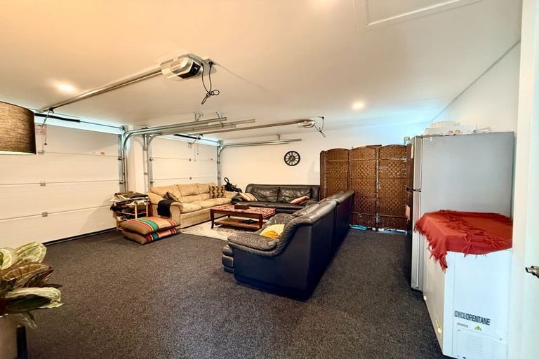 Photo of property in 9 Takahe Avenue, Takanini, 2112