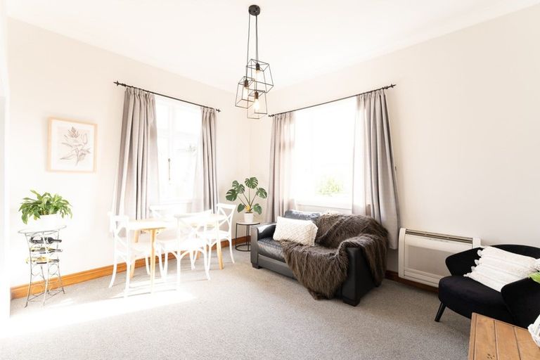 Photo of property in 6 Alma Street, Saint Kilda, Dunedin, 9012