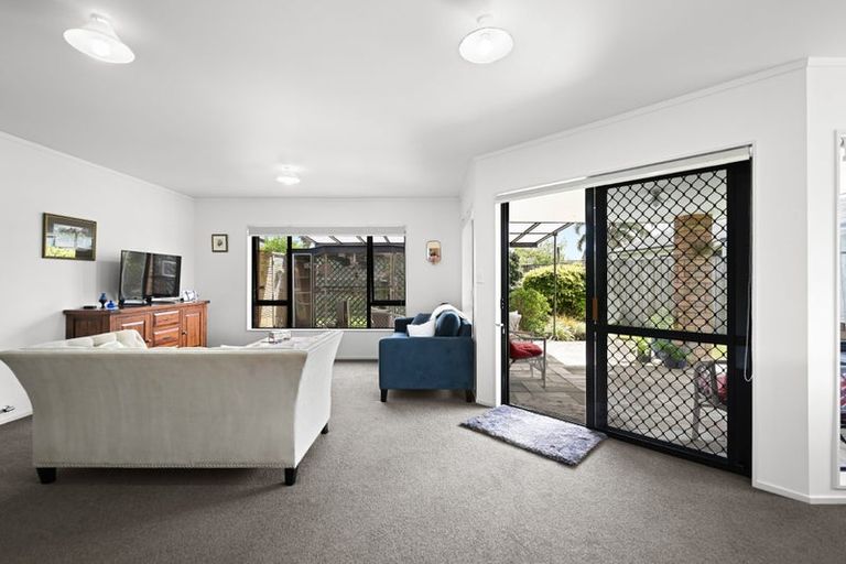 Photo of property in 14 Rogers Place, Fairview Downs, Hamilton, 3214