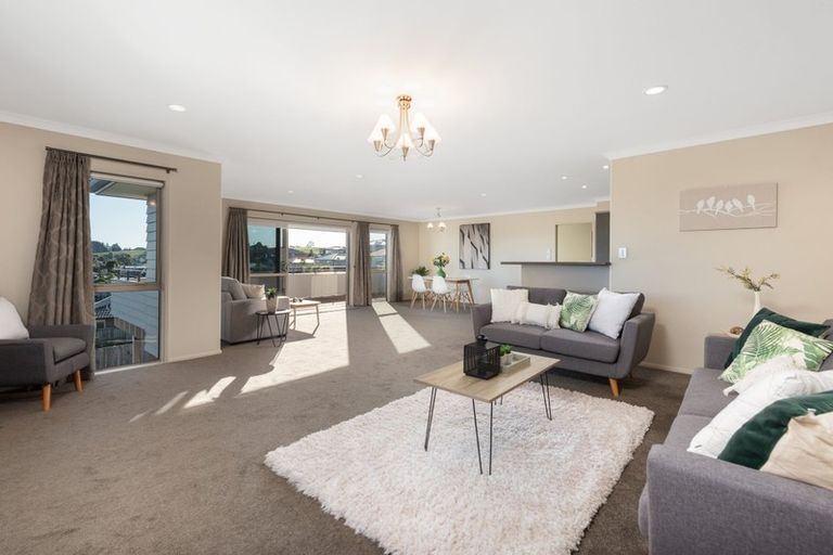 Photo of property in 8 Utopia Park Heights, Welcome Bay, Tauranga, 3112