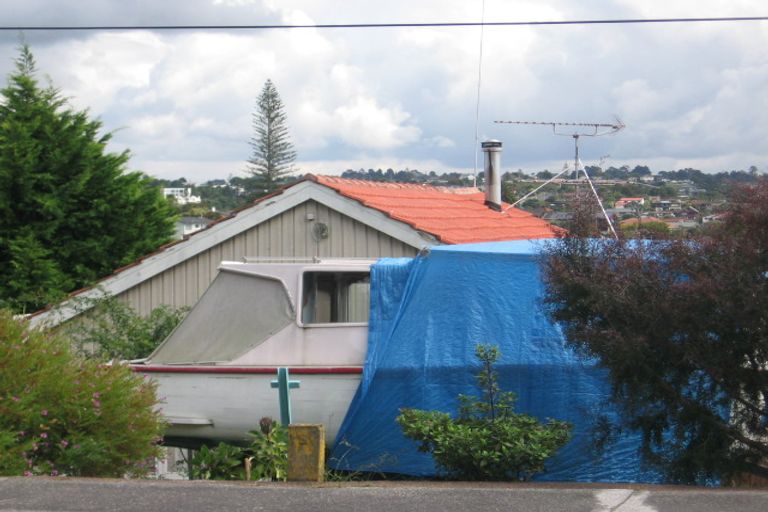 Photo of property in 1/43 Browns Bay Road, Browns Bay, Auckland, 0630
