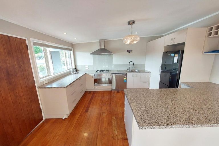 Photo of property in 31 Salisbury Road, Birkdale, Auckland, 0626
