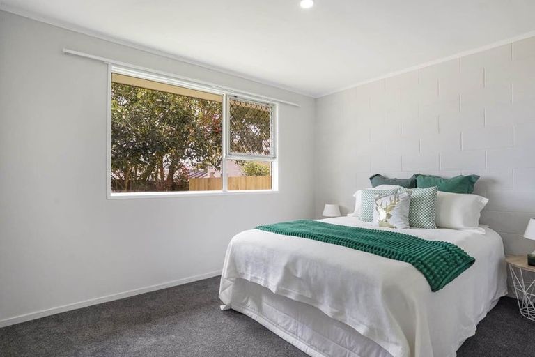 Photo of property in 1/42 Kenderdine Road, Papatoetoe, Auckland, 2025