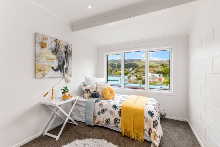 Photo of property in 5/29 Main Road, Tawa, Wellington, 5028