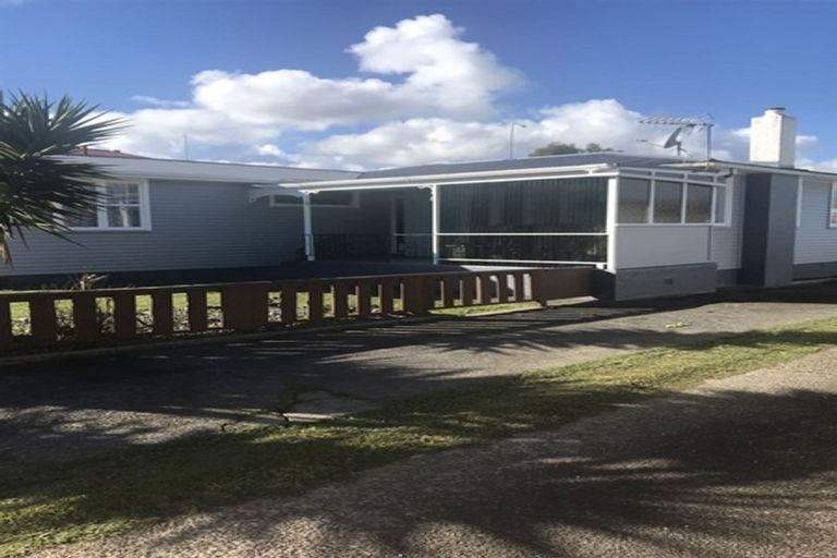 Photo of property in 28 Greenmeadows Avenue, Manurewa East, Auckland, 2102