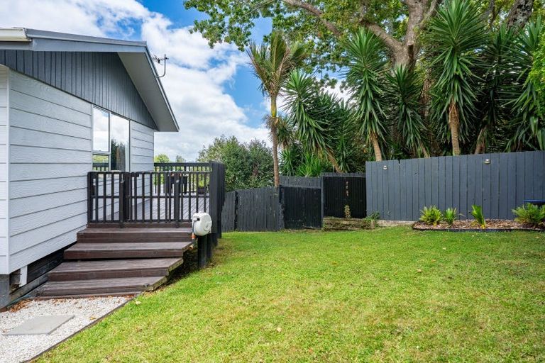 Photo of property in 1/63 Rosier Road, Glen Eden, Auckland, 0602