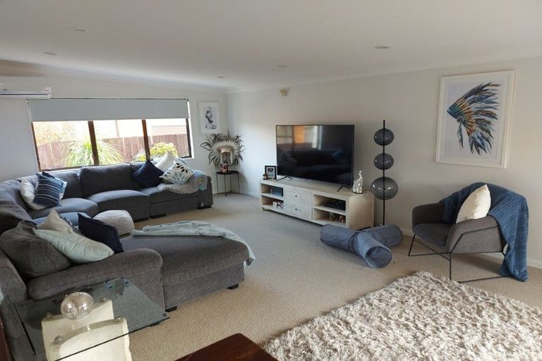 Photo of property in 2/436 Great South Road, Opaheke, Papakura, 2113