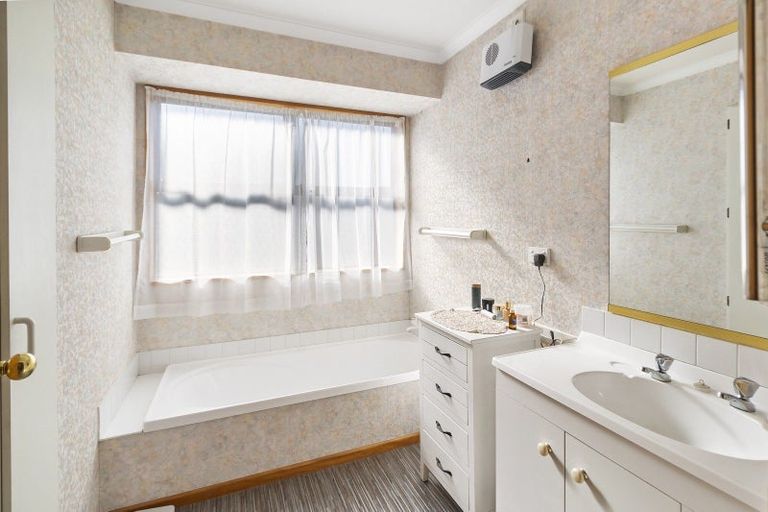 Photo of property in 29 Saint Leonards Road, Temuka, 7920