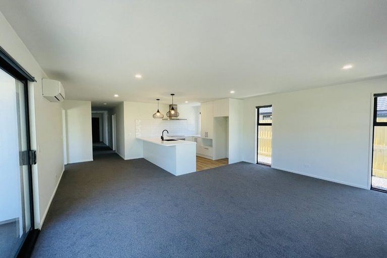 Photo of property in 38 Pitcaithly Street, Halswell, Christchurch, 8025