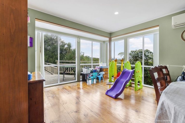 Photo of property in 113 Percy Dyett Drive, Karori, Wellington, 6012