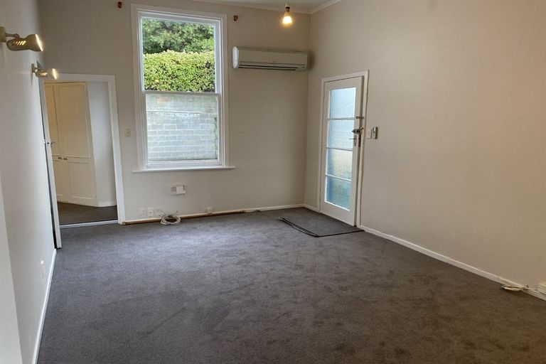 Photo of property in 108 Wallace Street, Mount Cook, Wellington, 6021