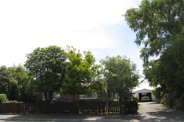 Photo of property in 159 Wainoni Road, Avondale, Christchurch, 8061