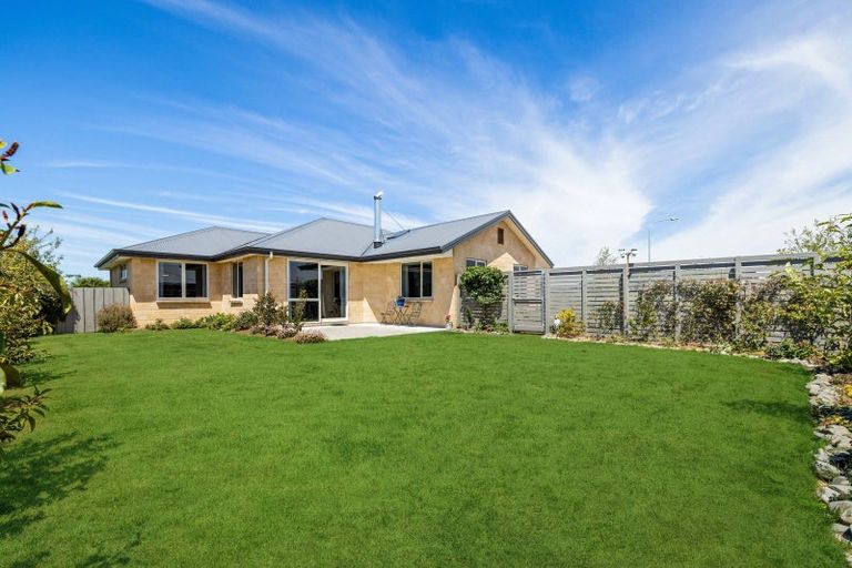 Photo of property in 4 Loe Place, Amberley, 7410