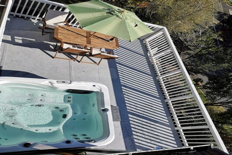 Photo of property in 92 Tosswill Road, Tahunanui, Nelson, 7011