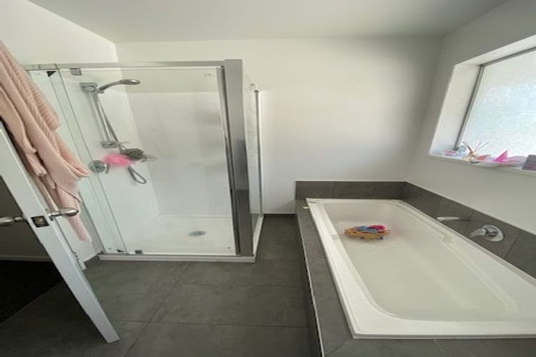 Photo of property in 1/14 Glamis Place, Cashmere, Christchurch, 8022