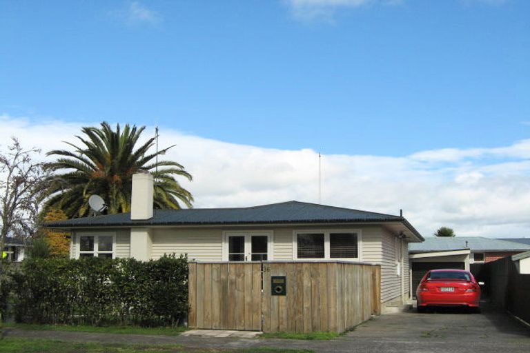 Photo of property in 36 Elliott Crescent, Havelock North, 4130