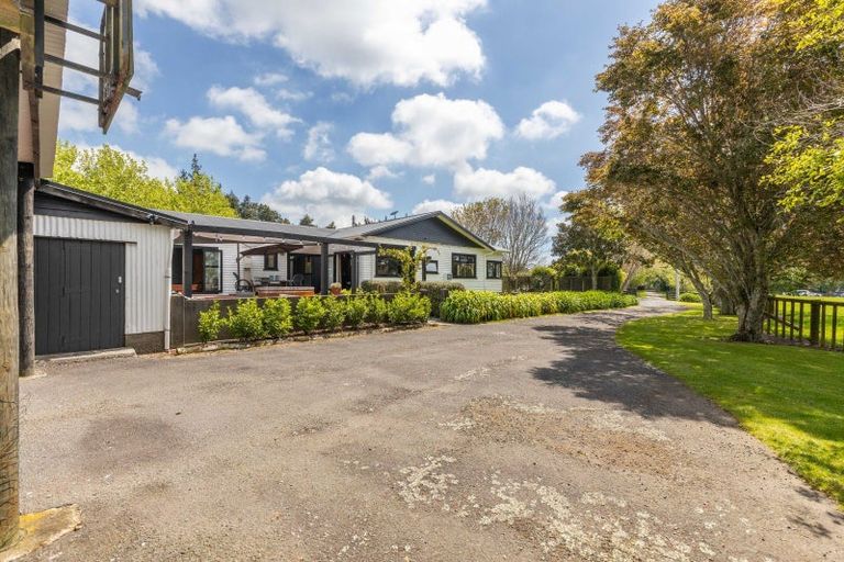 Photo of property in 82 Tikorangi Road, Tikorangi, Waitara, 4383