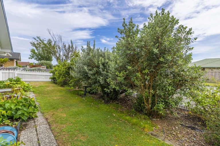 Photo of property in 36 Sylvan Avenue, Waikanae, 5036