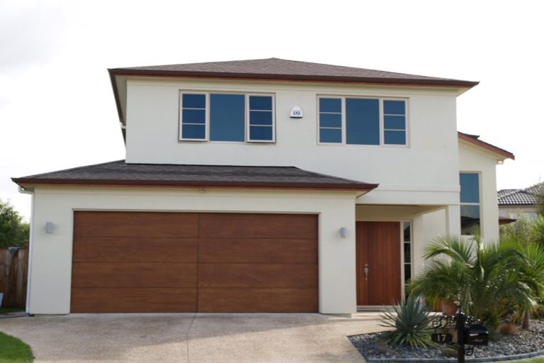 Photo of property in 17 Cherrywood Crescent, Northpark, Auckland, 2013