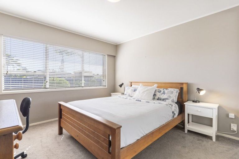 Photo of property in 1/15 Vivian Wilson Drive, Eastern Beach, Auckland, 2012