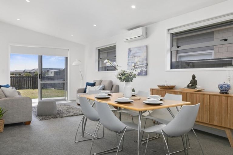 Photo of property in 30 Batty Street, Papamoa Beach, Papamoa, 3118